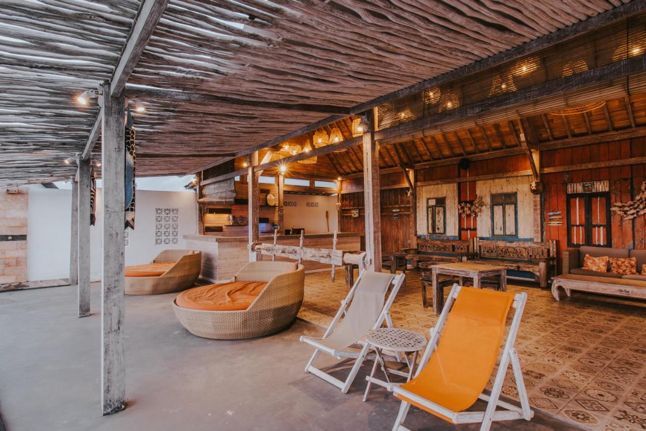 Dream Huts Resort