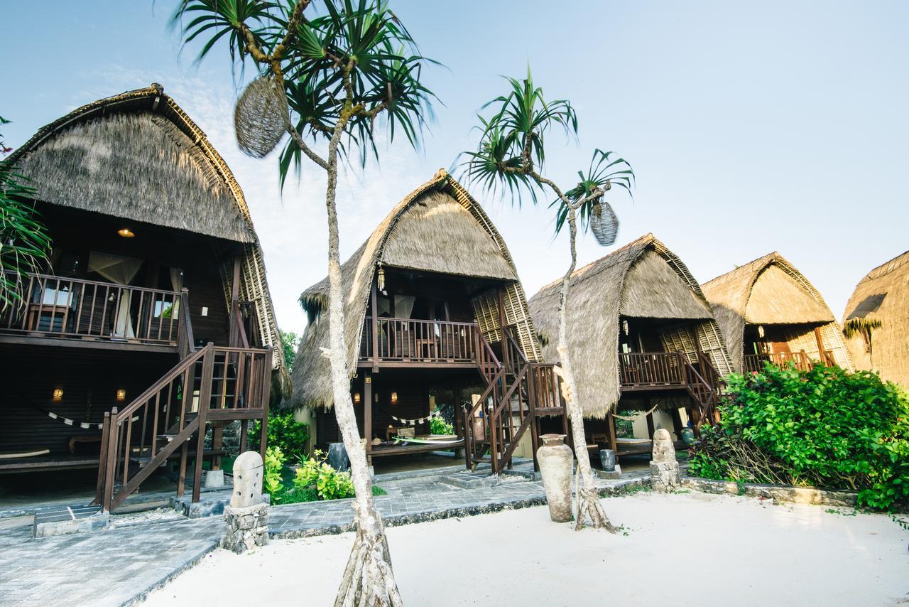 Dream Huts 4* Lembongan